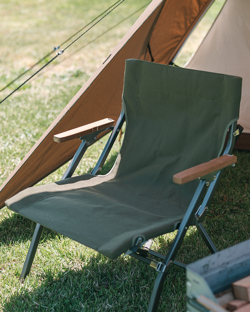 Luxury Low Beach Chair in Dark Green